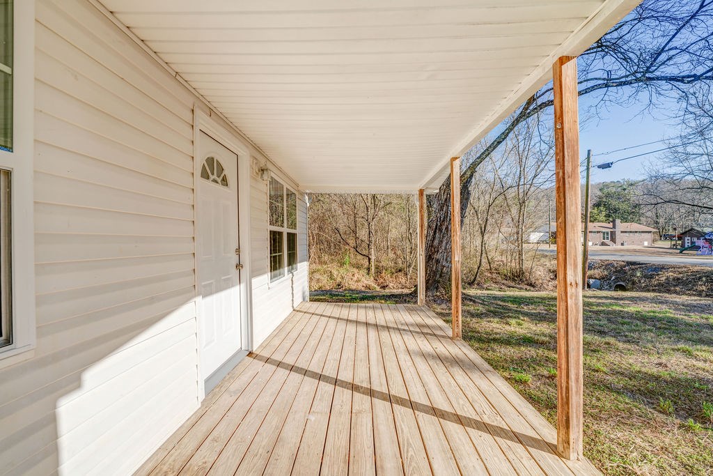 514 Luke Powell Road Northwest Dalton, GA 30720 - Photo 4 of 39 Gallery Image 4