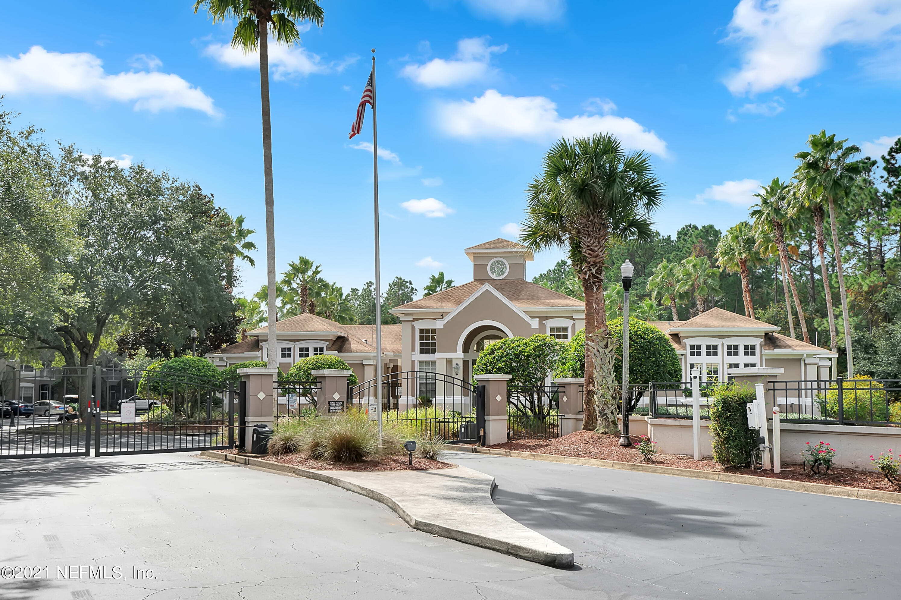 10550 Baymeadows Road, Unit 227 Jacksonville, FL 32256 - Photo 26 of 26 Overlook entrance