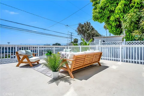 $1,600,000 | 907 Diamond Street, Redondo Beach, CA 90277
