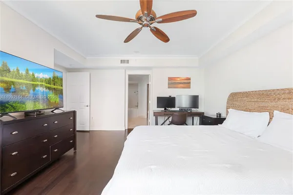 $5,250 | 3370 Northeast 190th Street, Unit 2007, Aventura, FL 33180