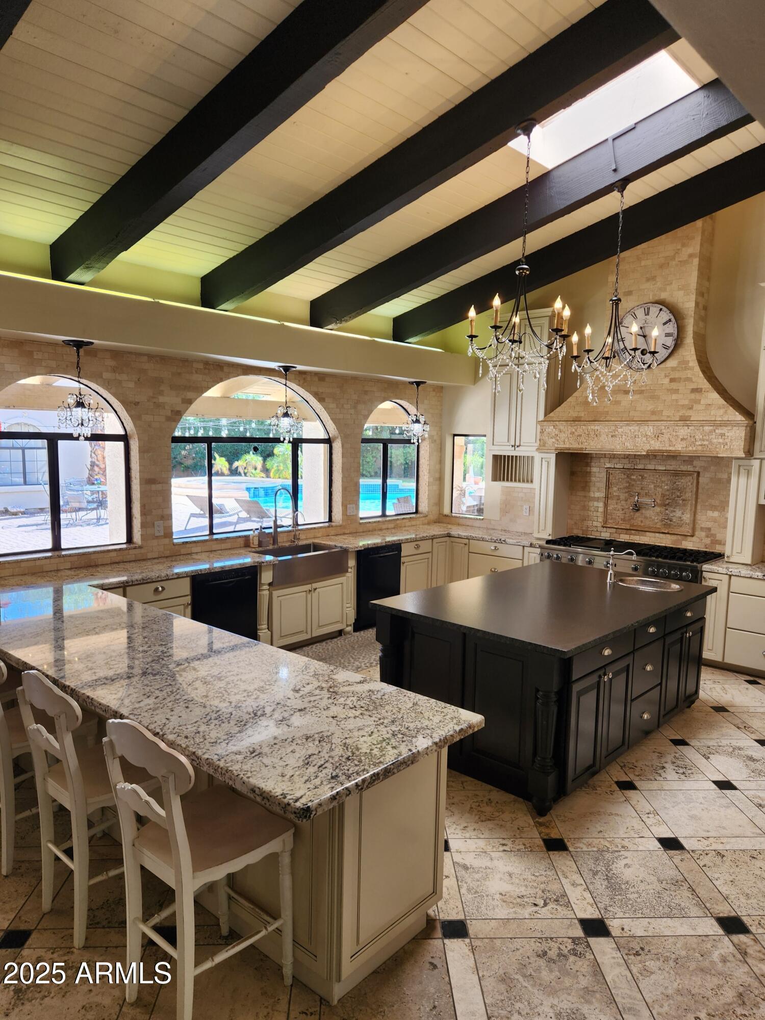 8915 North Invergordon Road Paradise Valley, AZ 85253 - Photo 9 of 62 kitchen