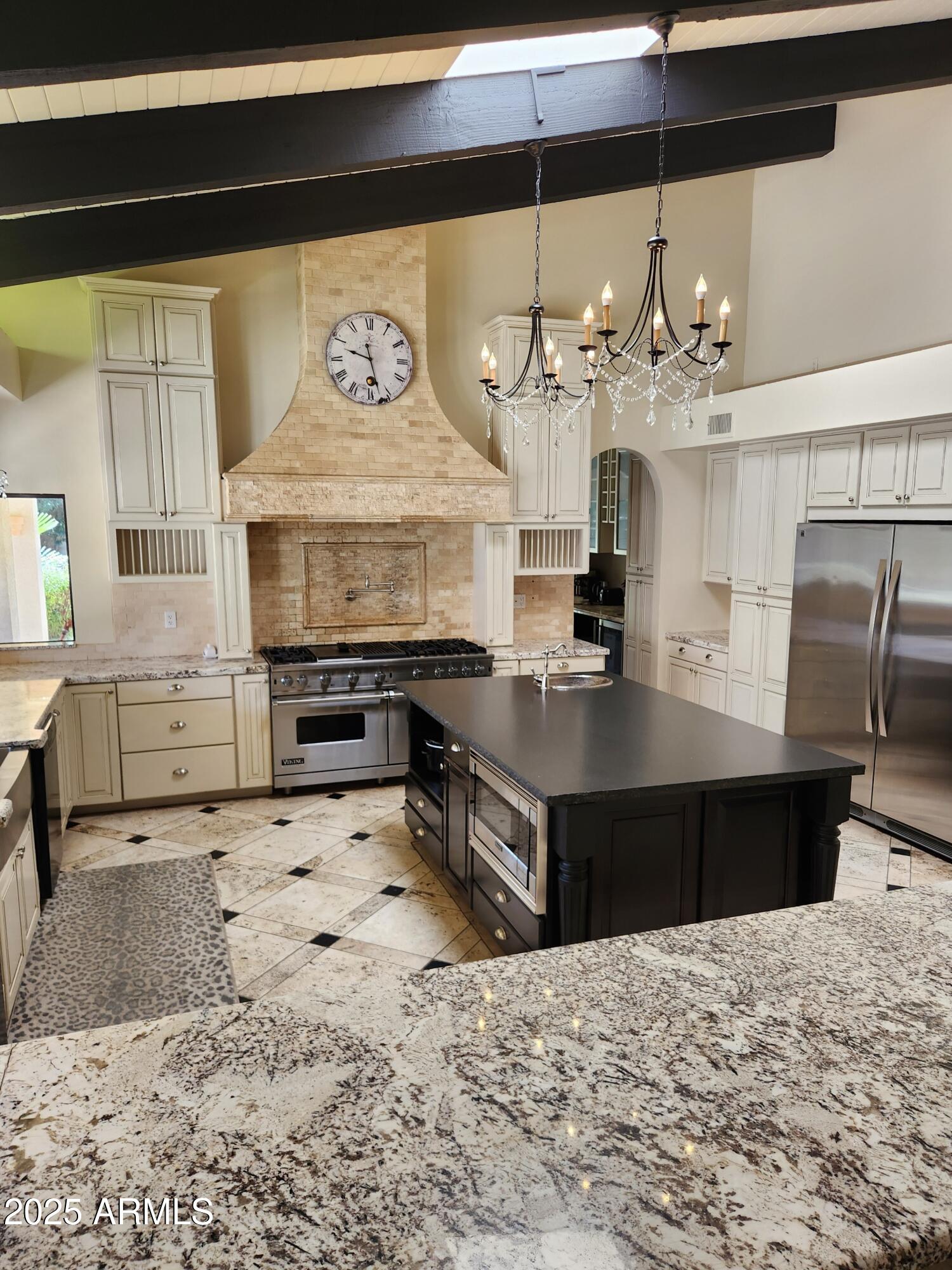 8915 North Invergordon Road Paradise Valley, AZ 85253 - Photo 10 of 62 kit 2