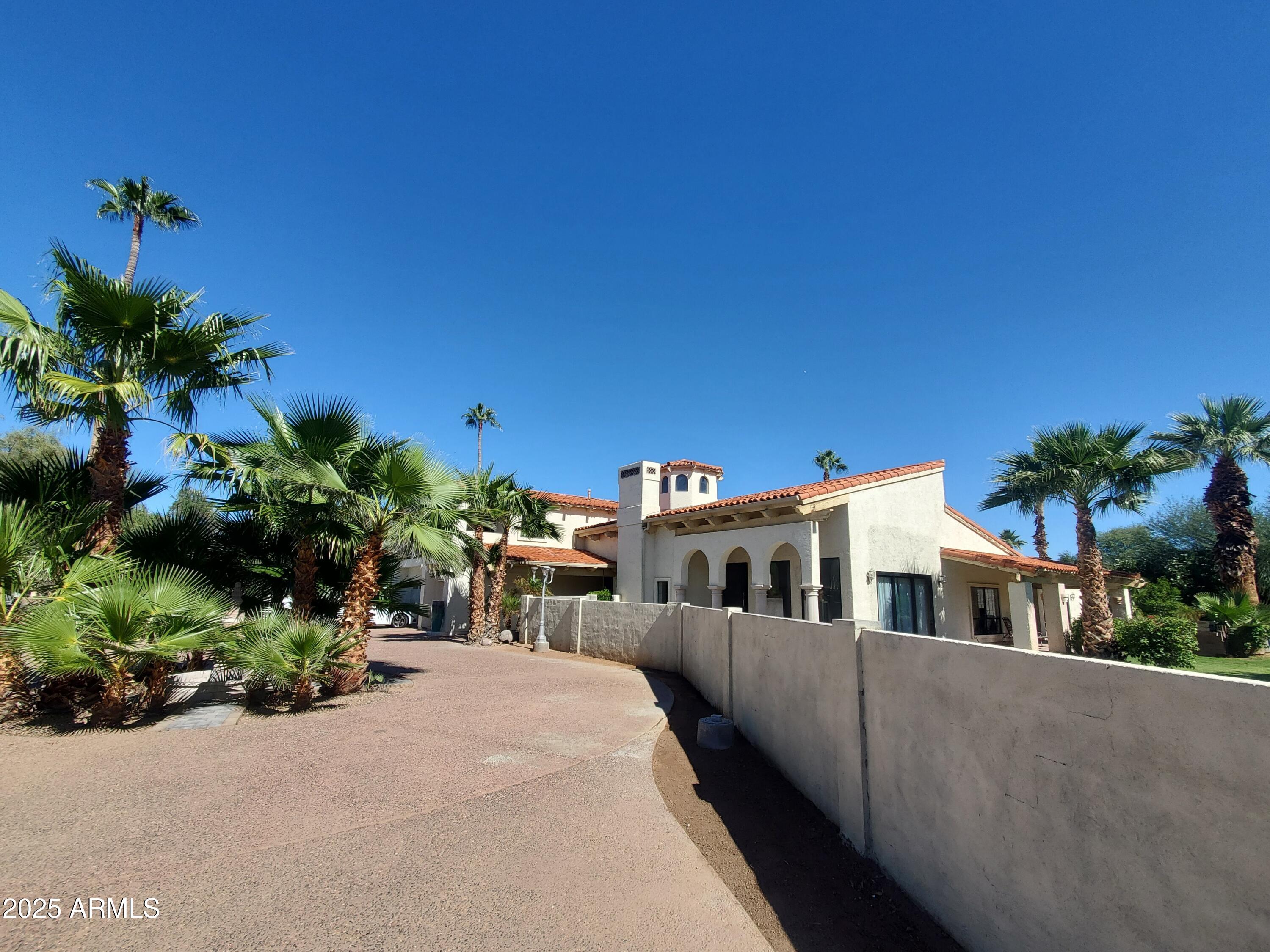 8915 North Invergordon Road Paradise Valley, AZ 85253 - Photo 2 of 62 front 2