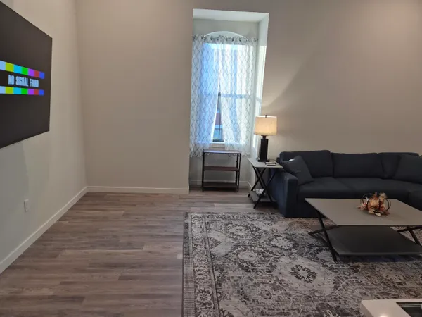 $2,360 | 36 Pleasant Street, Unit 3A, Claremont, NH 03743