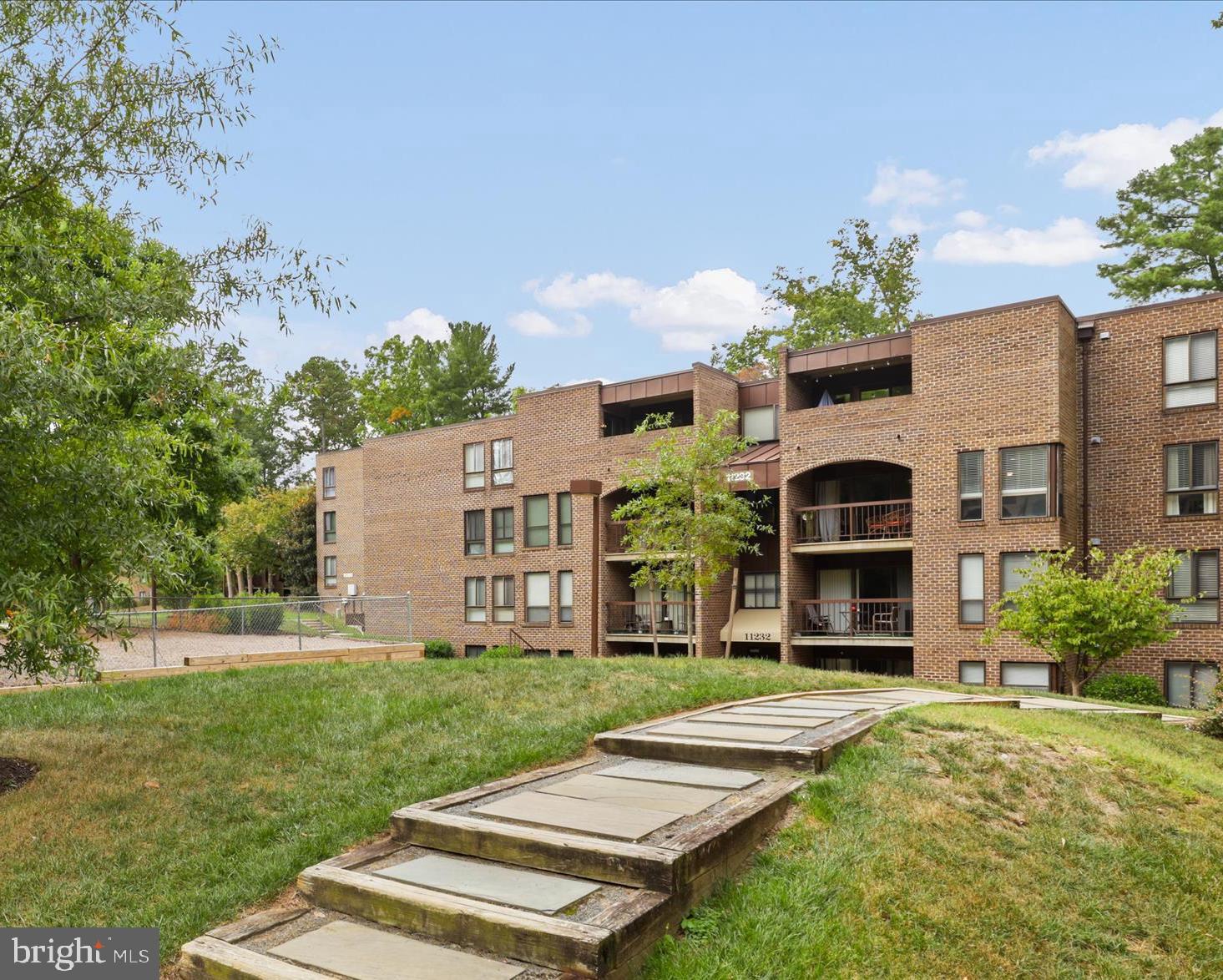 11232 Chestnut Grove Square, Unit 234 Reston, VA 20190 - Photo 1 of 29