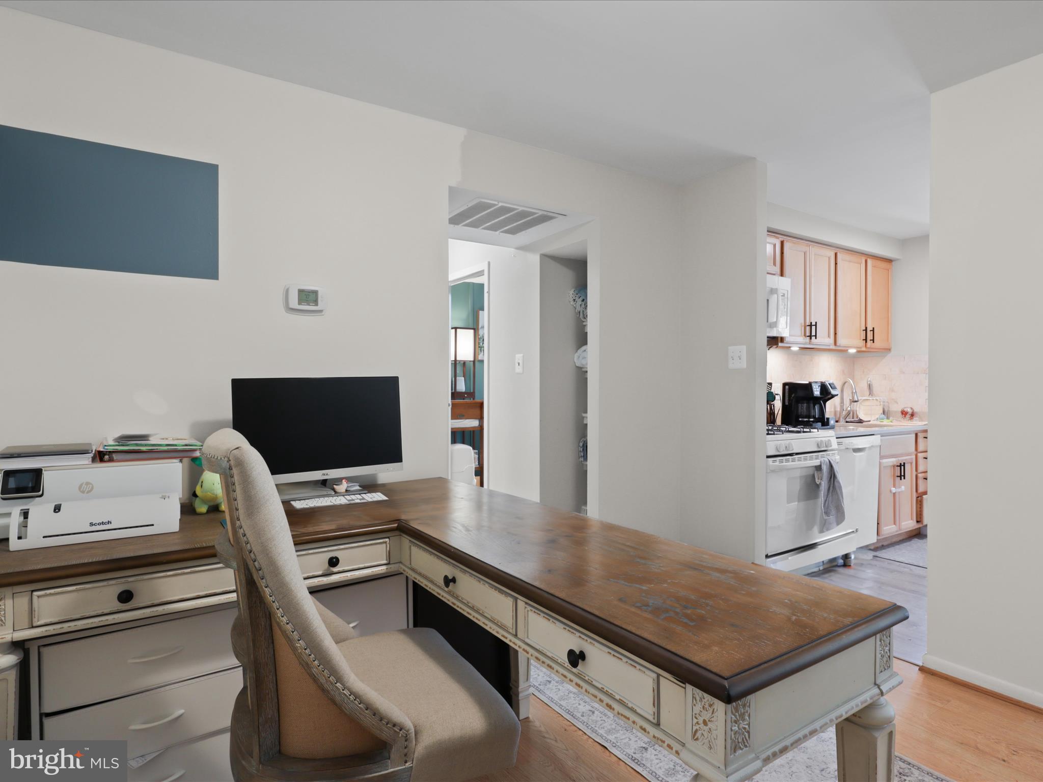 11232 Chestnut Grove Square, Unit 234 Reston, VA 20190 - Photo 6 of 29