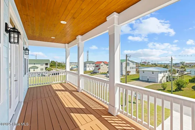 $1,098,000 | 244-246 Grandview Drive, Sneads Ferry, NC 28460