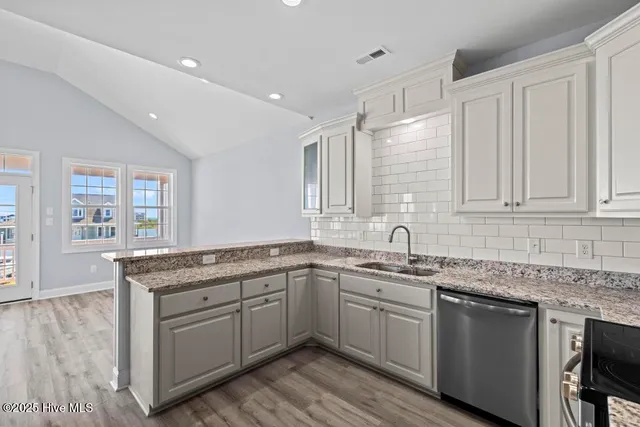 $1,098,000 | 244-246 Grandview Drive, Sneads Ferry, NC 28460