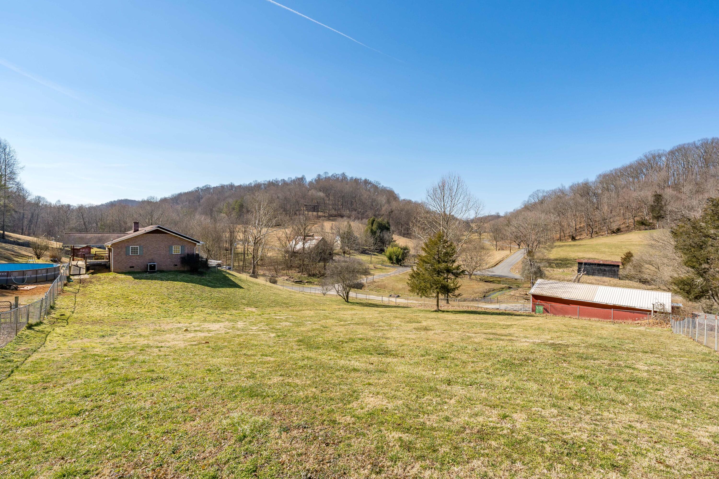1204 Old Stage Road Gray, TN 37615 - Photo 20 of 69 1204 old stage rd (24 of 73)