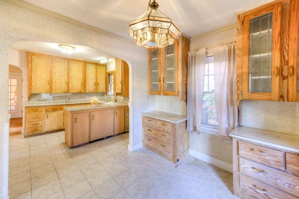 24 Hadwen Road Worcester, MA 01602 - Photo 27 of 42