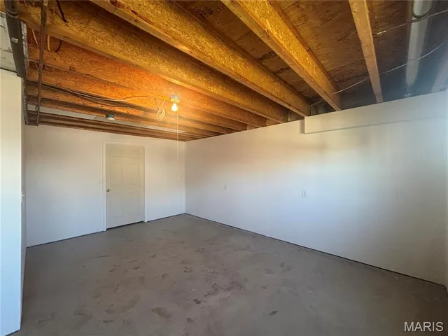 $245,000 | 322 Cartpath Lane, St. Clair, MO 63077