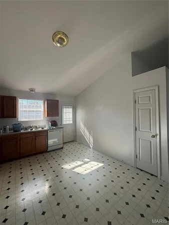 $239,000 | 322 Cartpath Lane, St. Clair, MO 63077