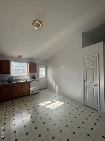 $245,000 | 322 Cartpath Lane, St. Clair, MO 63077