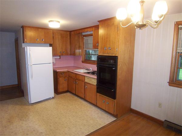 47 Andersen Road Braintree, MA 02184 - Photo 3 of 15 Gallery Image 3