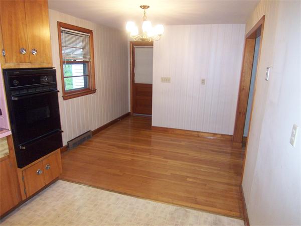 47 Andersen Road Braintree, MA 02184 - Photo 4 of 15 Gallery Image 4