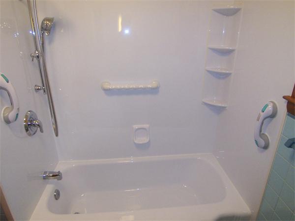 47 Andersen Road Braintree, MA 02184 - Photo 5 of 15 Gallery Image 5