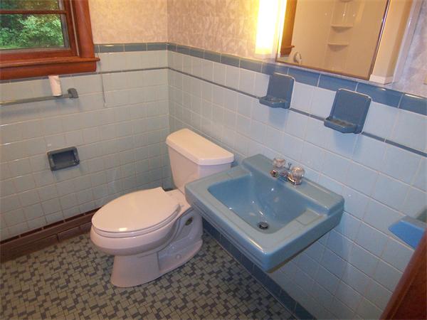 47 Andersen Road Braintree, MA 02184 - Photo 6 of 15 Gallery Image 6