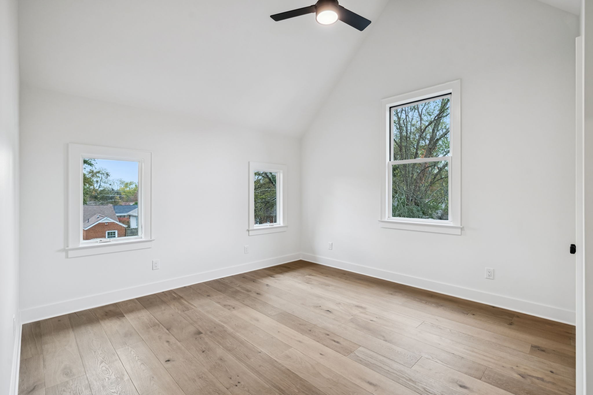 1130 Winding Way Road Nashville, TN 37216 - Photo 89 of 96 wooden floor in an empty room with a window