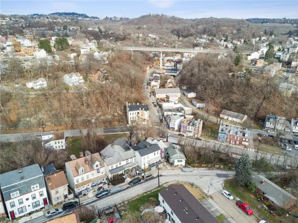 $1,300 | 3226 Richardson Avenue, Pittsburgh, PA 15212
