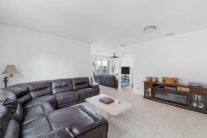 5736 Raceway Road Lake Worth, FL 33449 - Photo 5 of 42 5736 Raceway Rd Wellington FL-small-044-