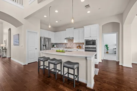 $950,000 | 3914 Logan Ridge Drive, Cedar Park, TX 78613