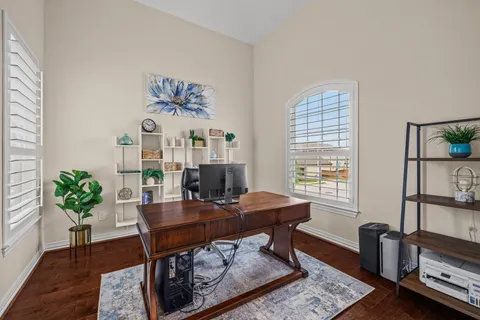 $950,000 | 3914 Logan Ridge Drive, Cedar Park, TX 78613