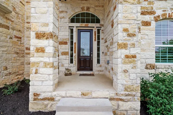$950,000 | 3914 Logan Ridge Drive, Cedar Park, TX 78613
