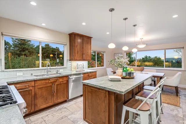 $1,349,000 | 1205 Calle Del Arroyo, Sonoma, CA 95476