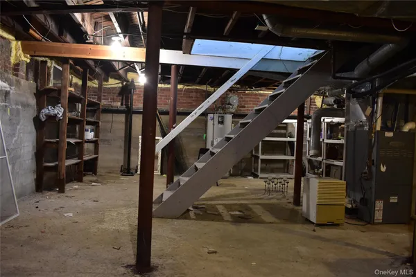 $495,000 | 21 Rosalind Road, Poughkeepsie, NY 12601