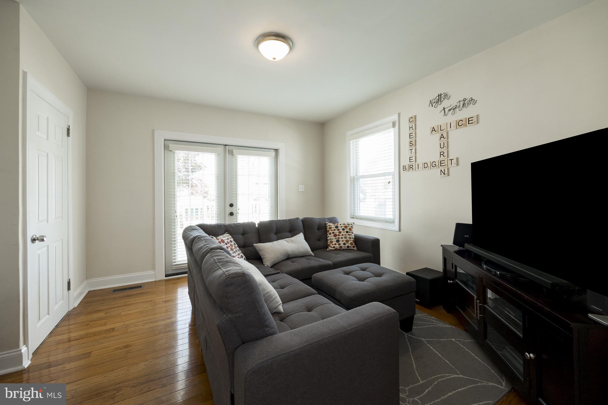 45 Sycamore Road Havertown, PA 19083 - Photo 14 of 30 Family room