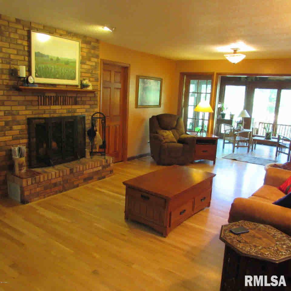 669 Union Hill Road Carbondale, IL 62903 - Photo 3 of 34