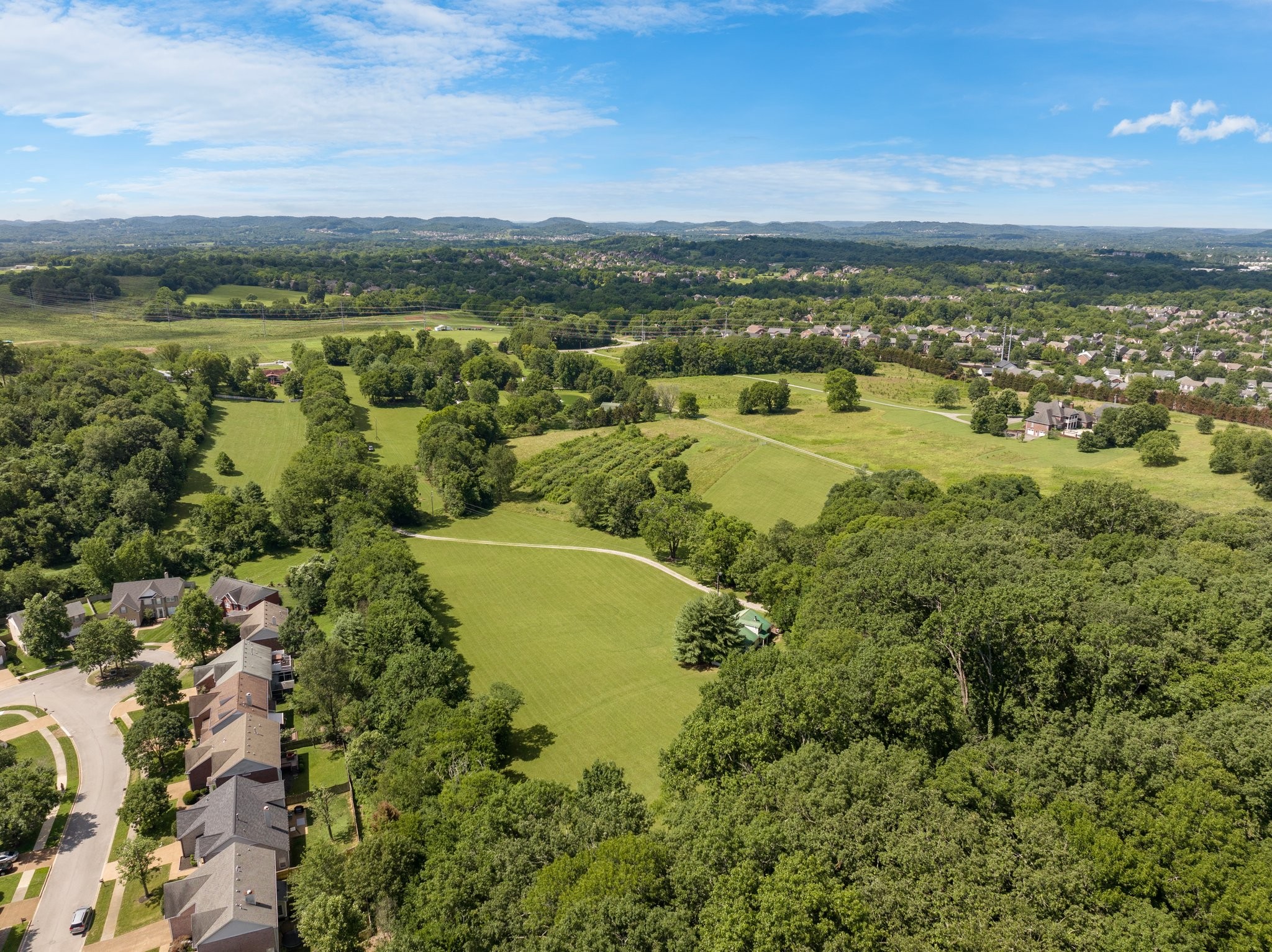 4092 Clovercroft Road Franklin, TN 37067 - Photo 10 of 26 a view of a city with an ocean