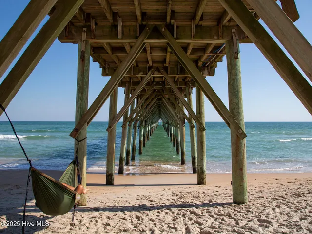 $309,999 | 103 North Grassland Road, Unit 50, Surf City, NC 28445