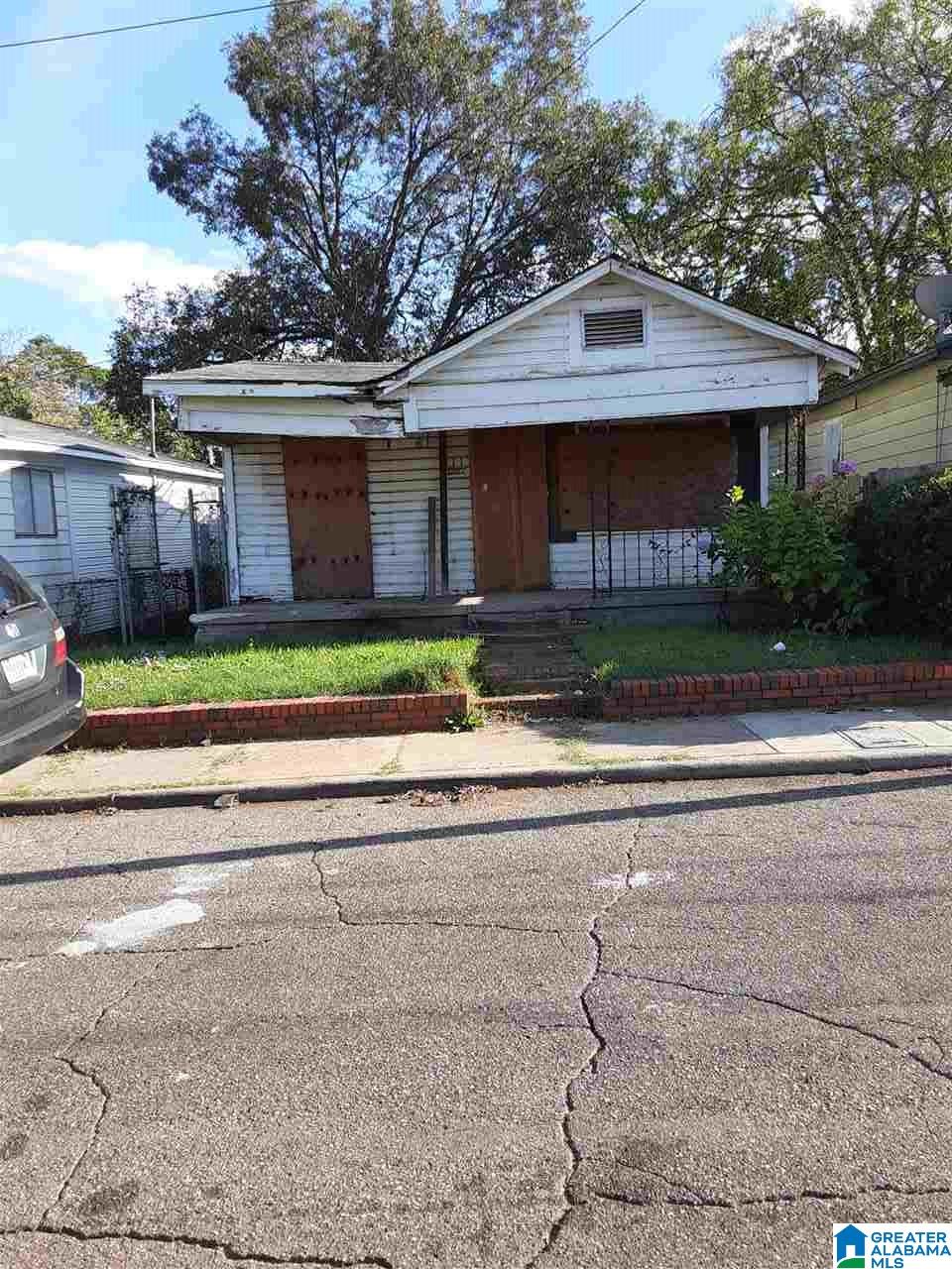 111 2nd Avenue Southwest Birmingham, AL 35211 - Photo 2 of 21