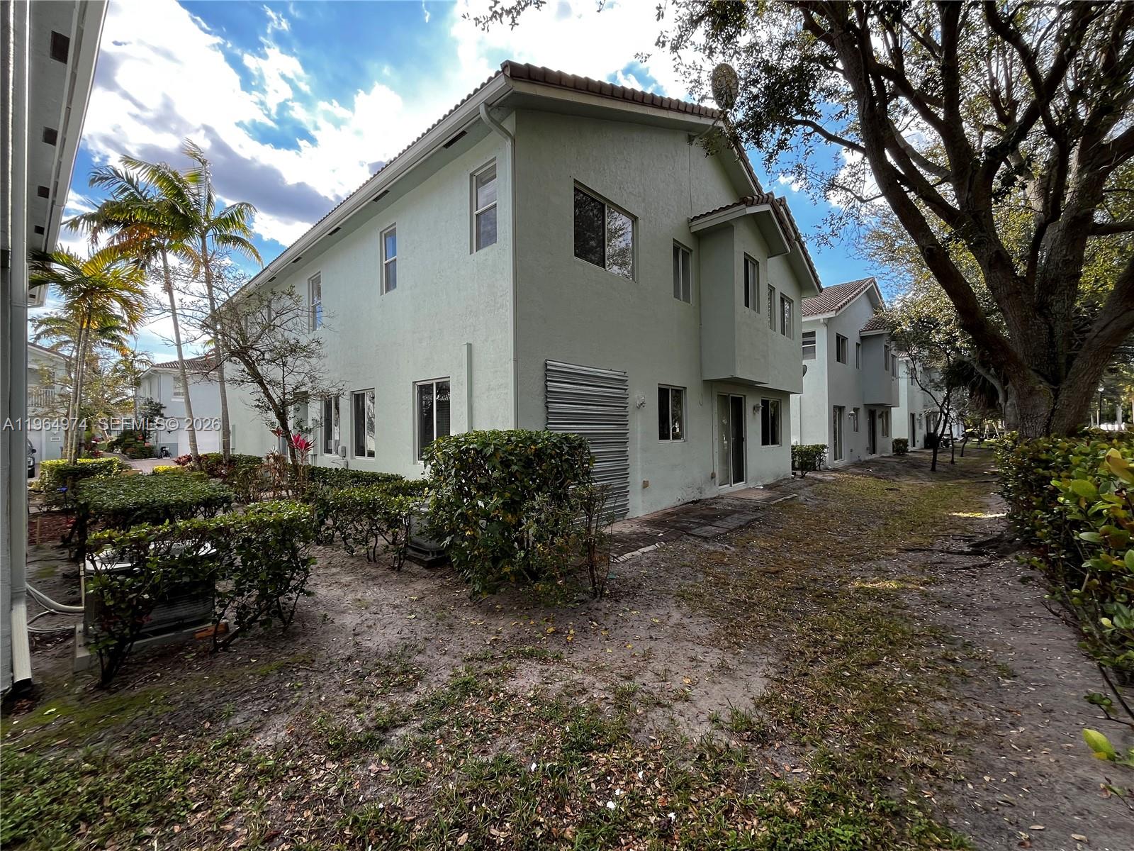 3021 Laurel Ridge Circle Riviera Beach, FL 33404 - Photo 8 of 34 Photo 8