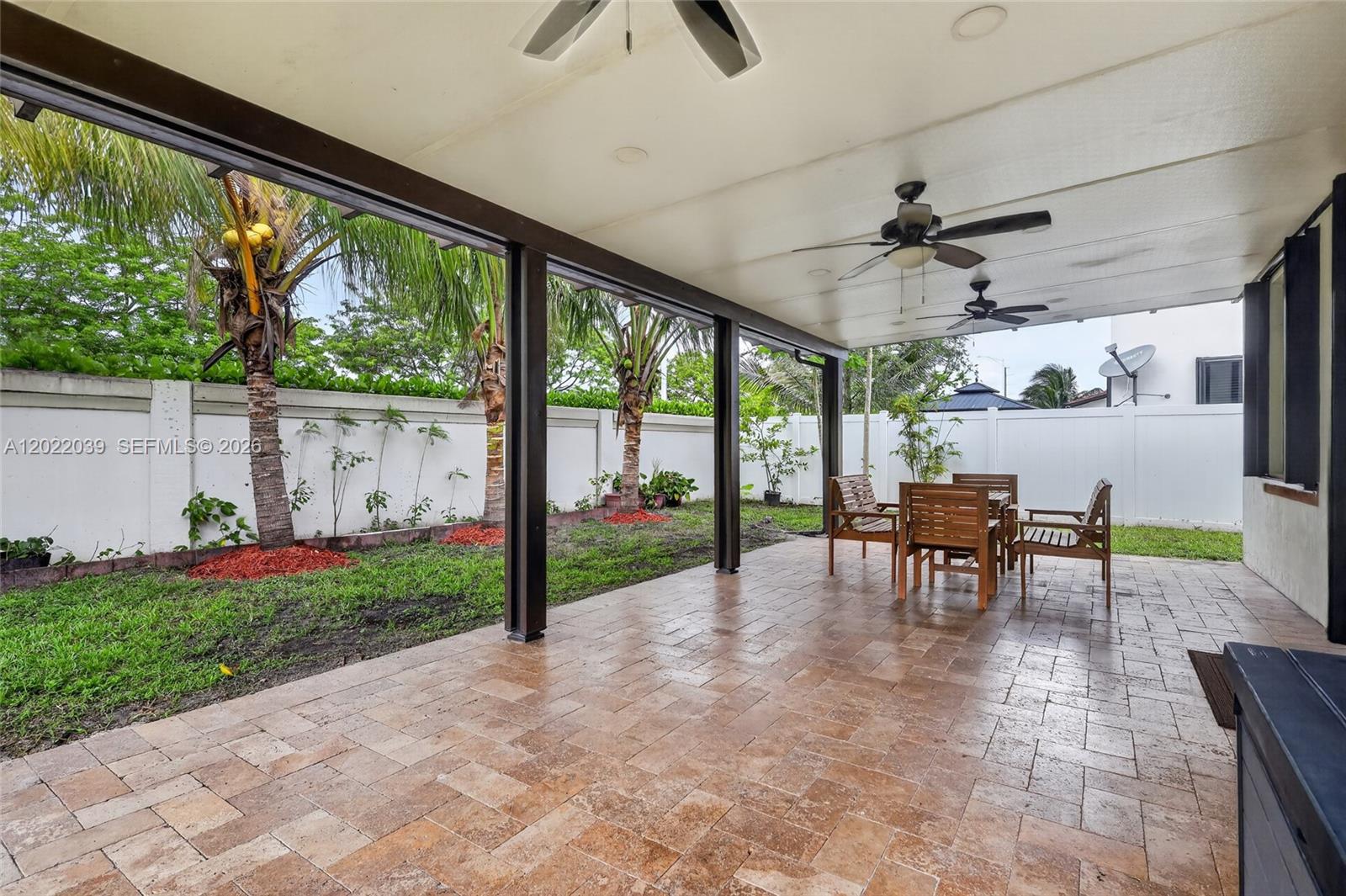 10400 West 35th Way Hialeah, FL 33018 - Photo 32 of 55