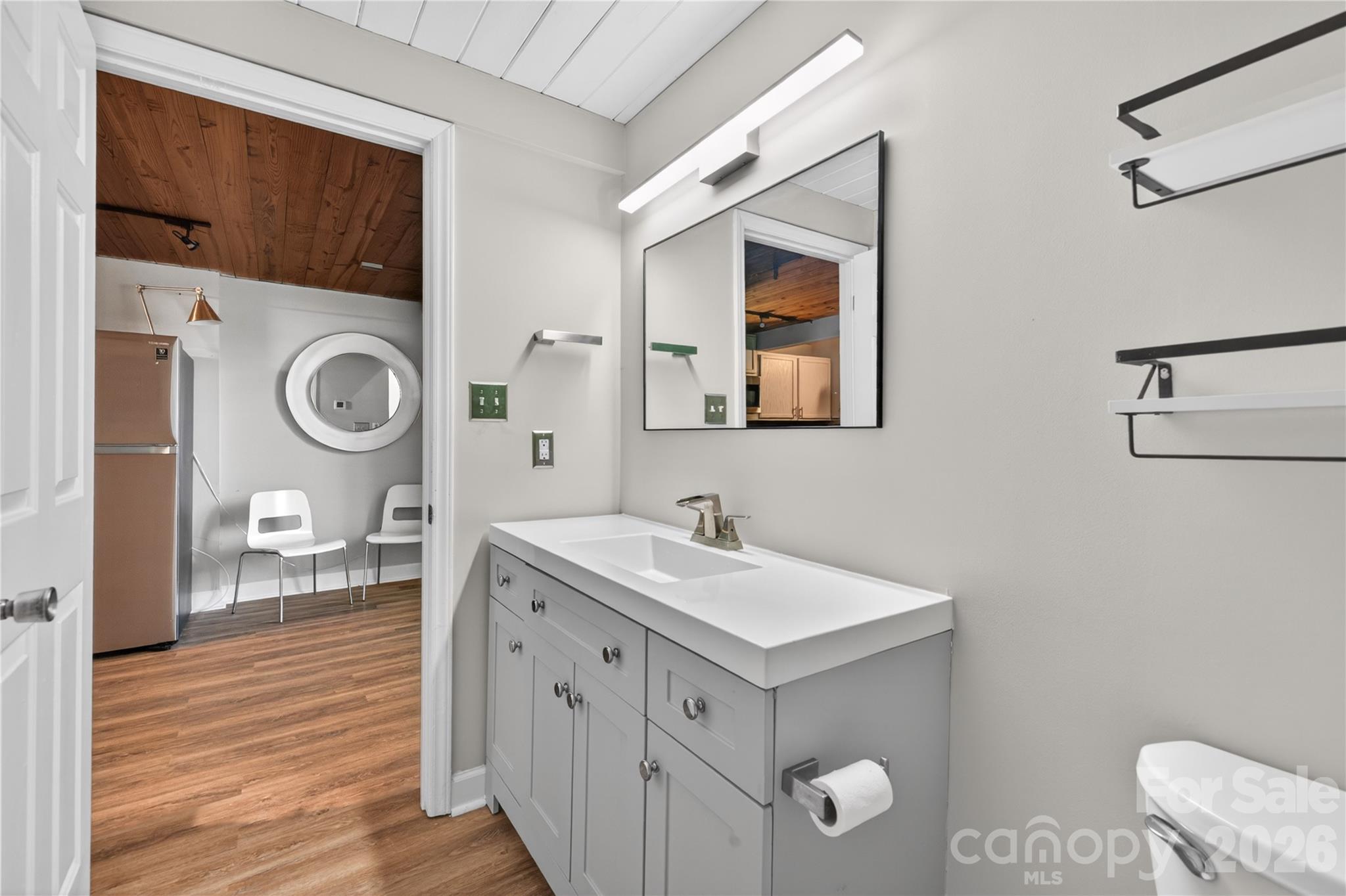 201 South Hoskins Road, Unit 121 Charlotte, NC 28208 - Photo 12 of 39