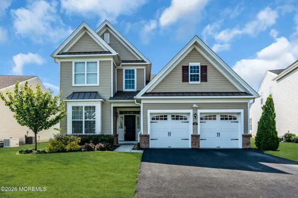 $975,000 | 27 Flagstone Court, Freehold, NJ 07728