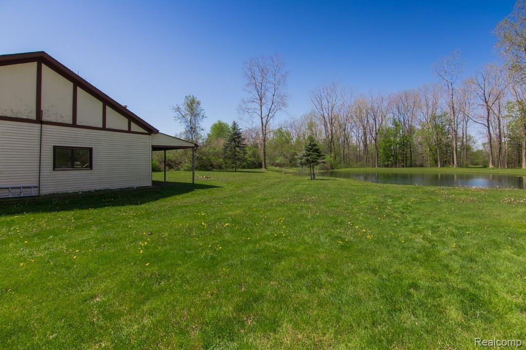 73555 Memphis Ridge Road Richmond, MI 48062 - Photo 19 of 75 IMG_3788.jpg