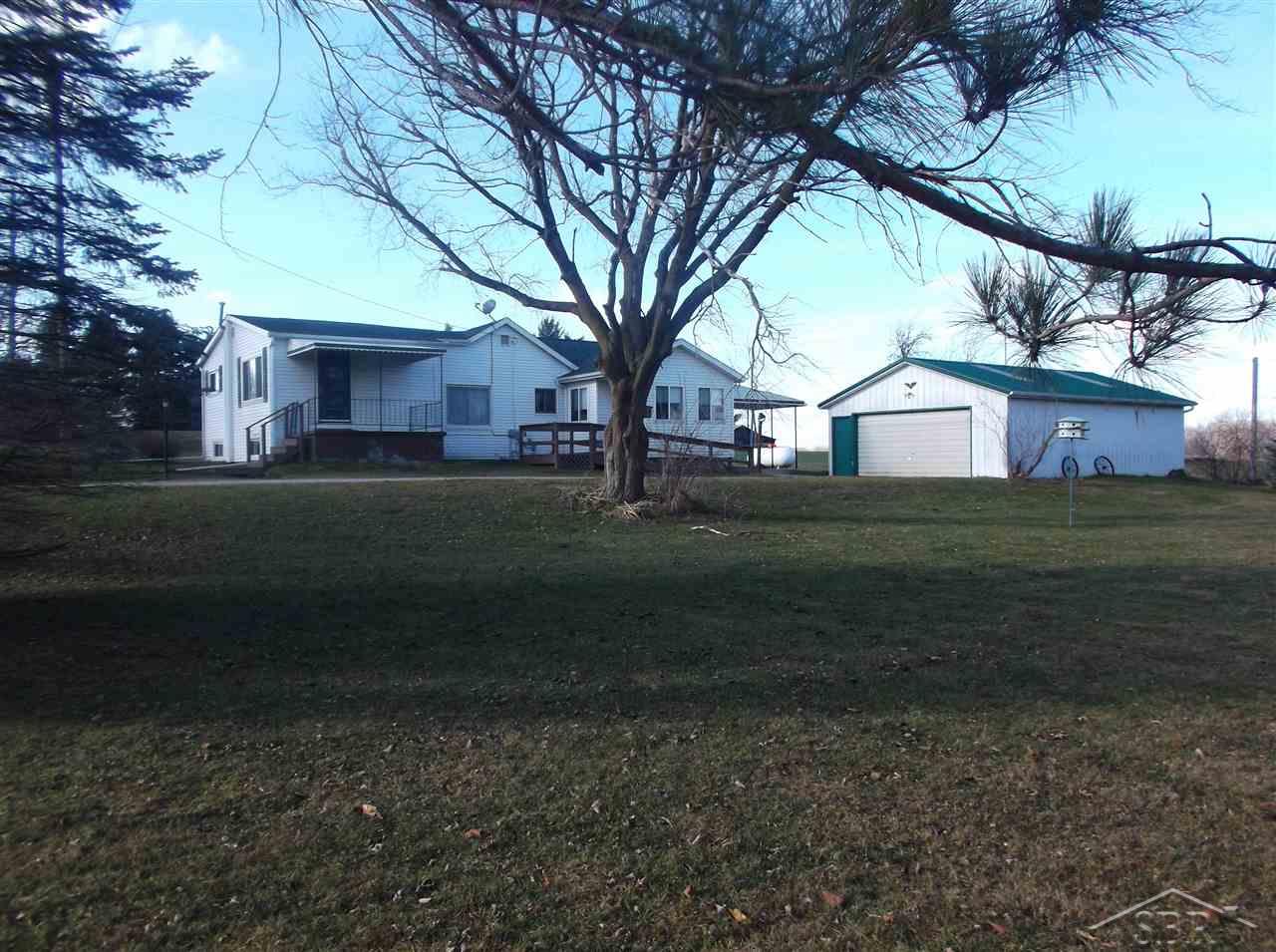 6034 Birch Run Road Millington, MI 48746 - Photo 1 of 13 31309866.JPG