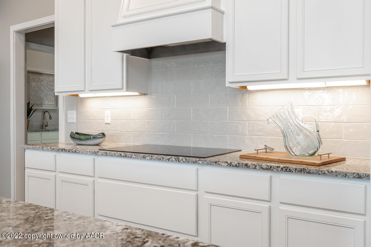 17851 Lone Ranch Road Amarillo, TX 79124 - Photo 8 of 45 Kitchen