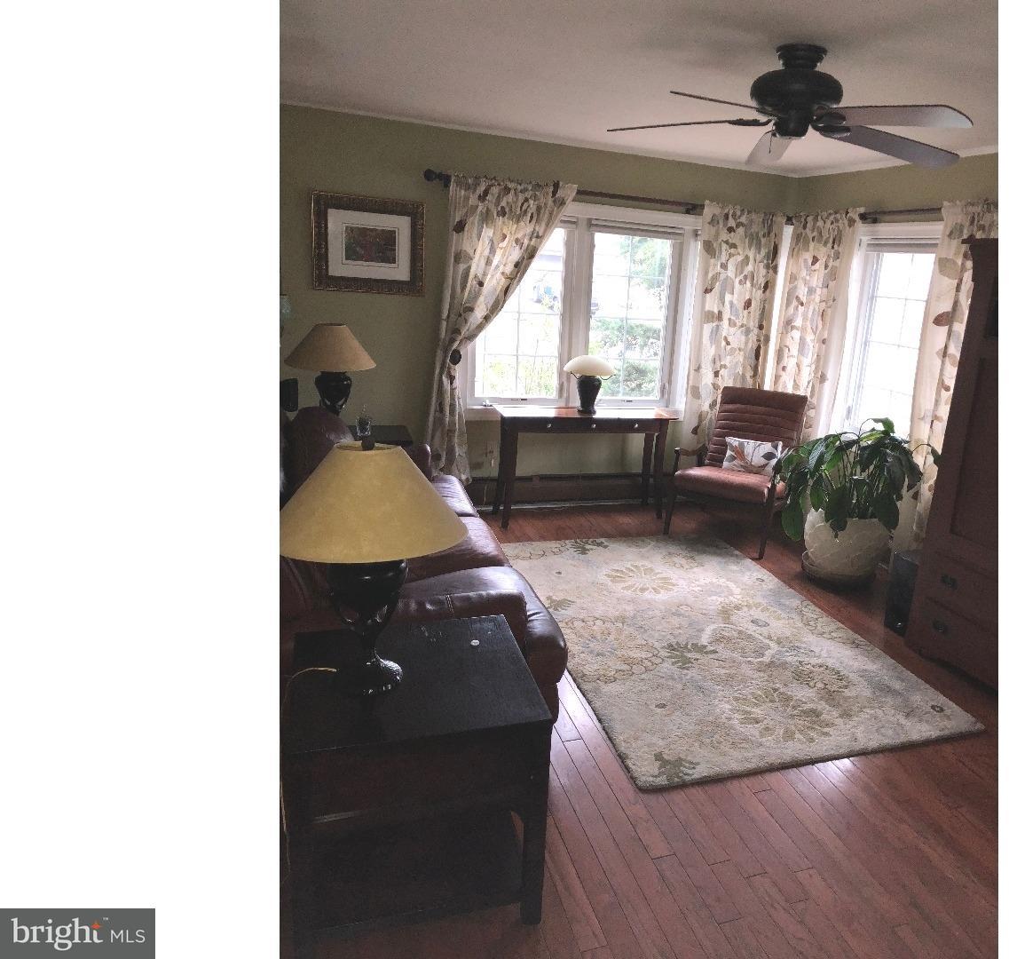 9 Inkberry Road Levittown, PA 19057 - Photo 6 of 12 Gallery Image 6