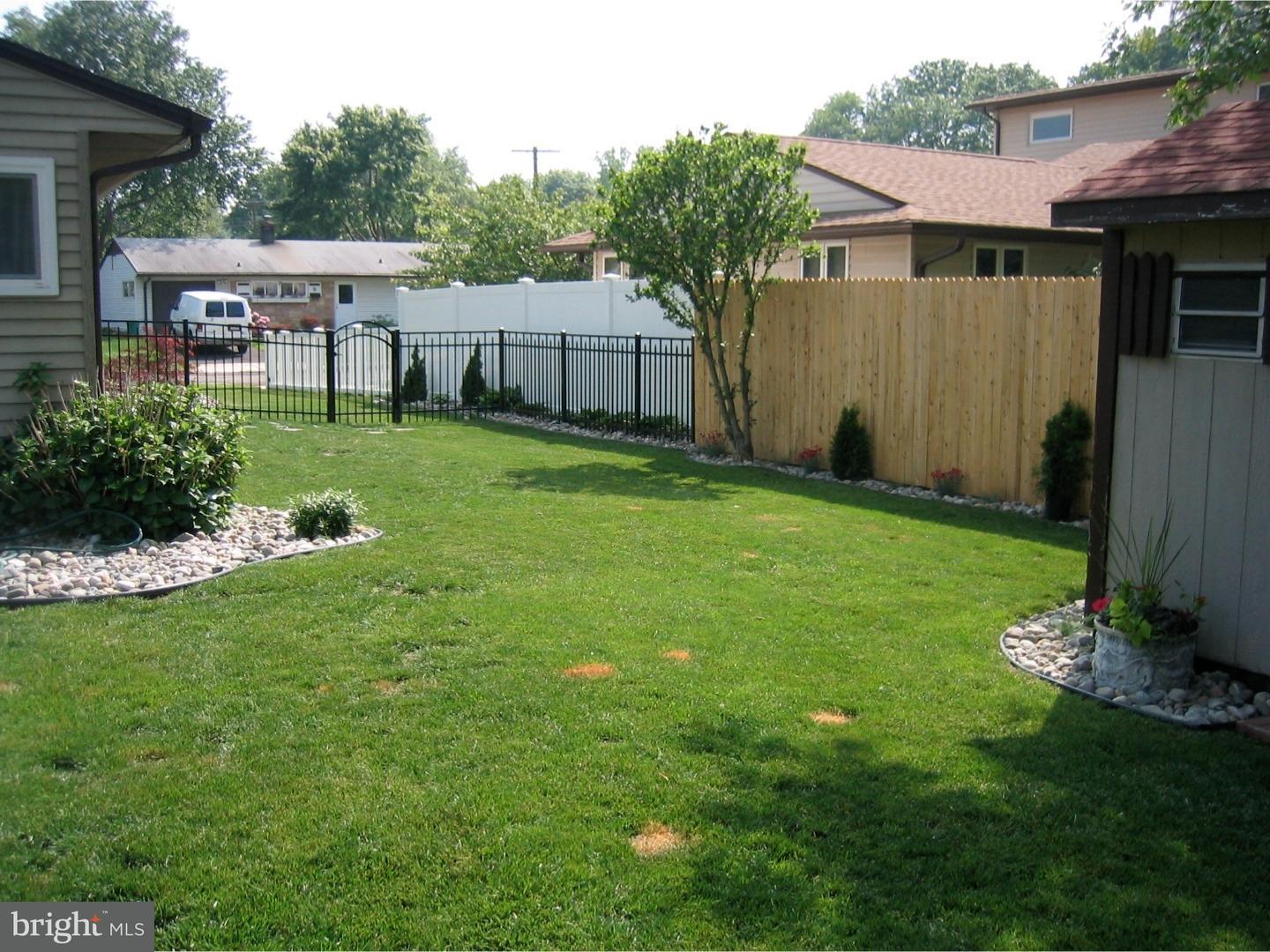 9 Inkberry Road Levittown, PA 19057 - Photo 9 of 12 Gallery Image 9