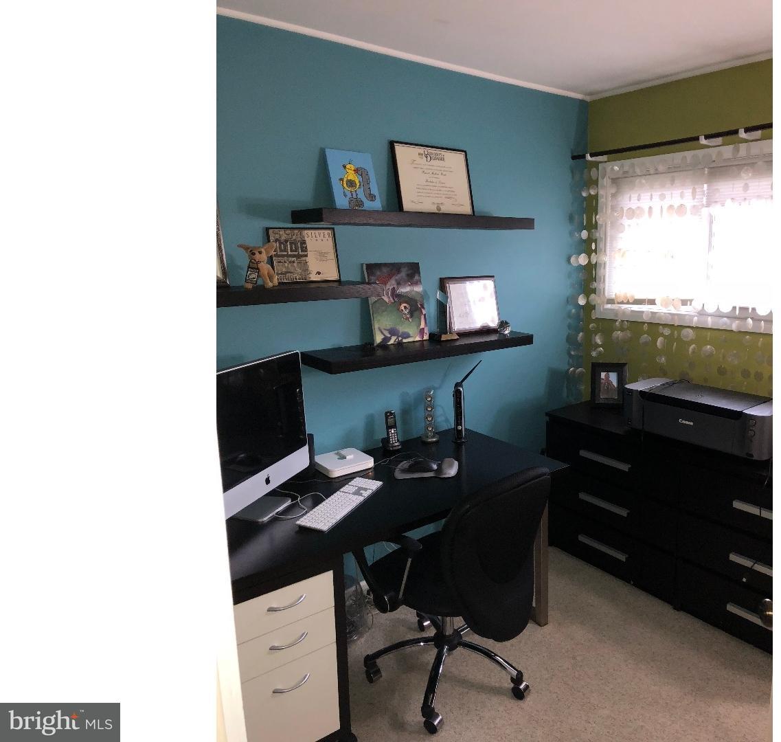 9 Inkberry Road Levittown, PA 19057 - Photo 10 of 12 Gallery Image 10