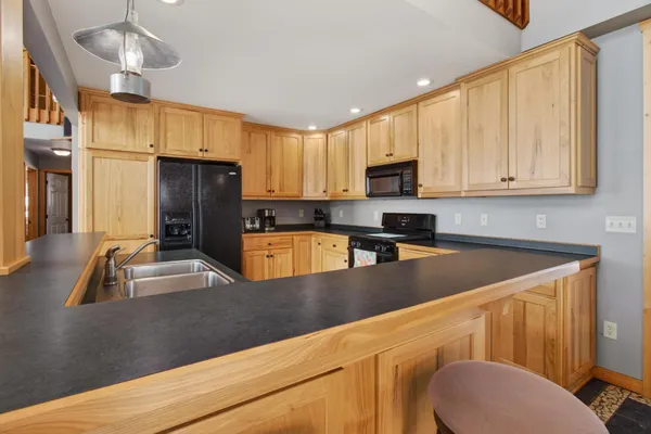$739,900 | 10985 Sugar Point Drive Northwest, Federal Dam, MN 56641