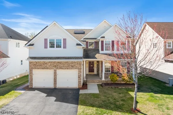$929,990 | 6 Quick Court, Somerset, NJ 08873