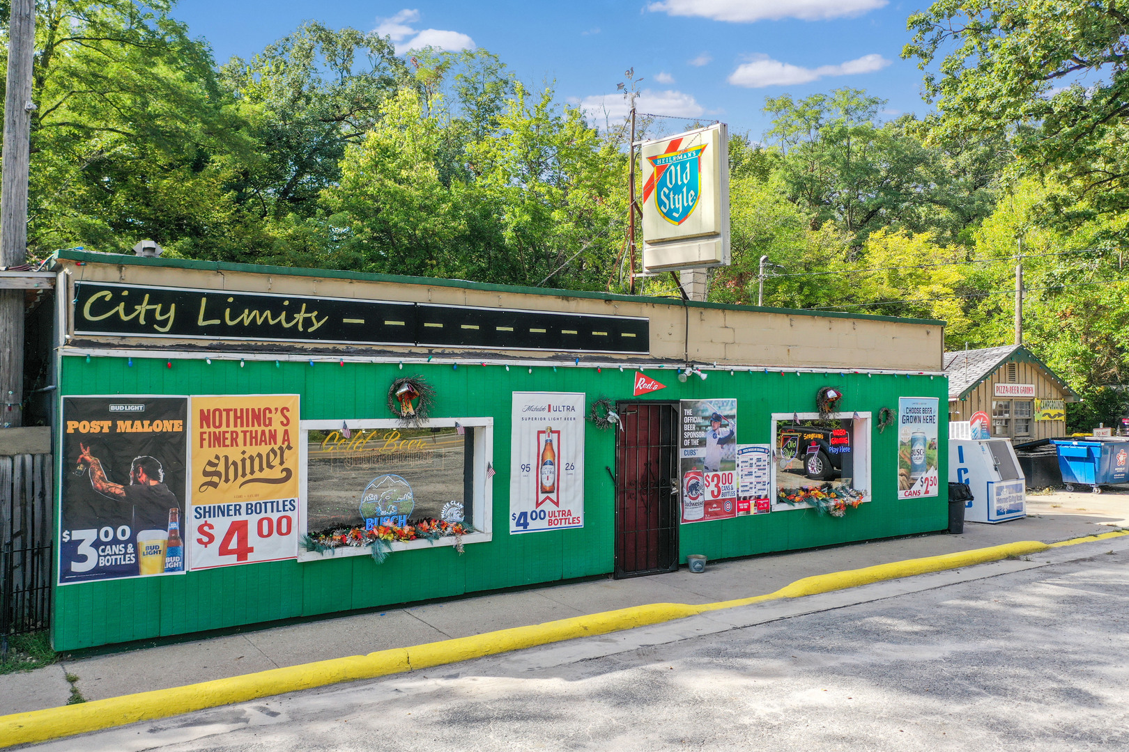 a view of outdoor space