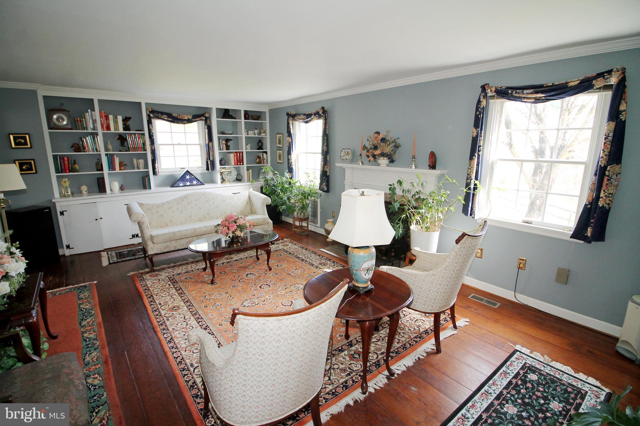 1137 Corbett Road Monkton, MD 21111 - Photo 2 of 30 Living Room