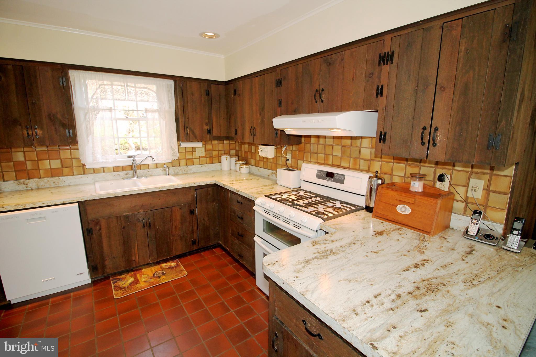 1137 Corbett Road Monkton, MD 21111 - Photo 5 of 30 Kitchen