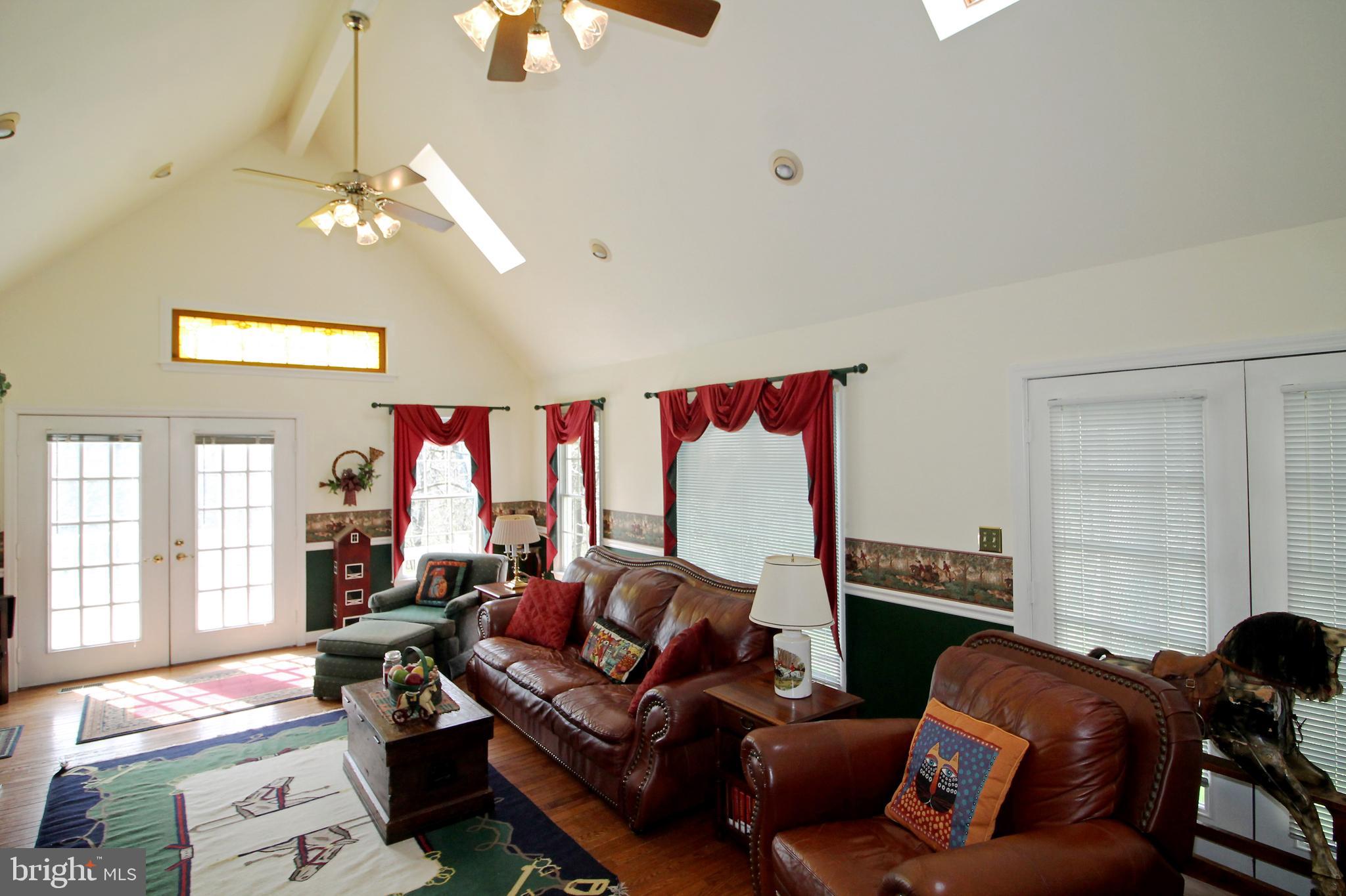 1137 Corbett Road Monkton, MD 21111 - Photo 10 of 30 Family Room